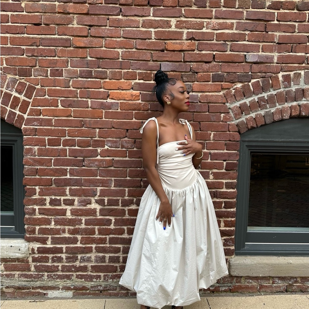 Elegant Cream Midi Dress
